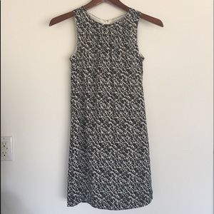 H&M’s Black & White Sleeveless Dress